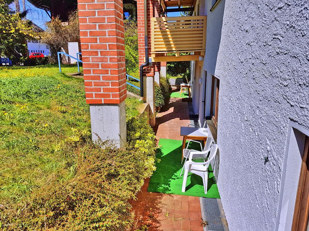 Gaestehaus Zur Faerbe Apartments Оберстдорф Номер фото